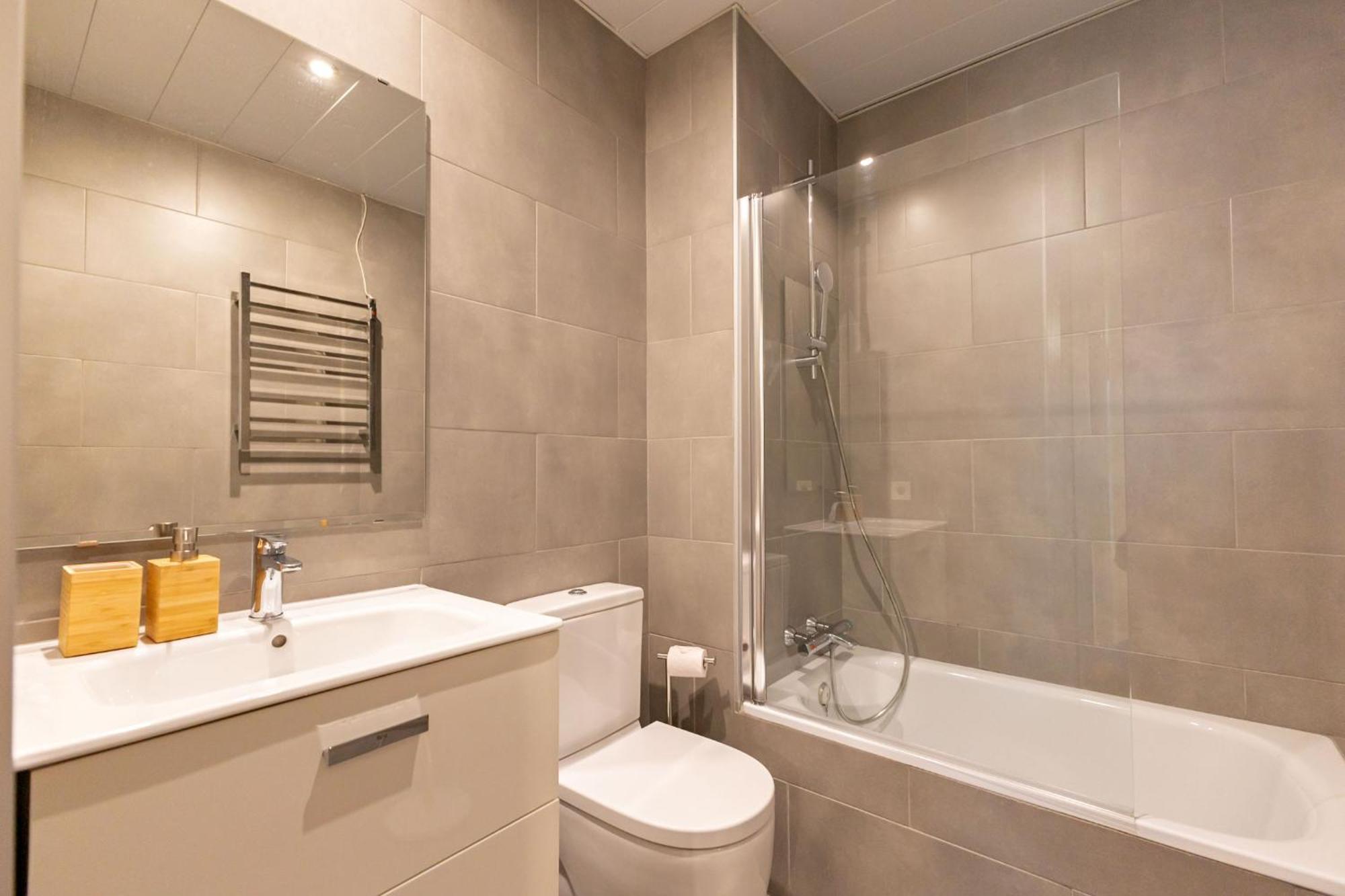 Cathedral Apartment Welcome Wheelchairs 6 Pax Σεβίλλη Εξωτερικό φωτογραφία