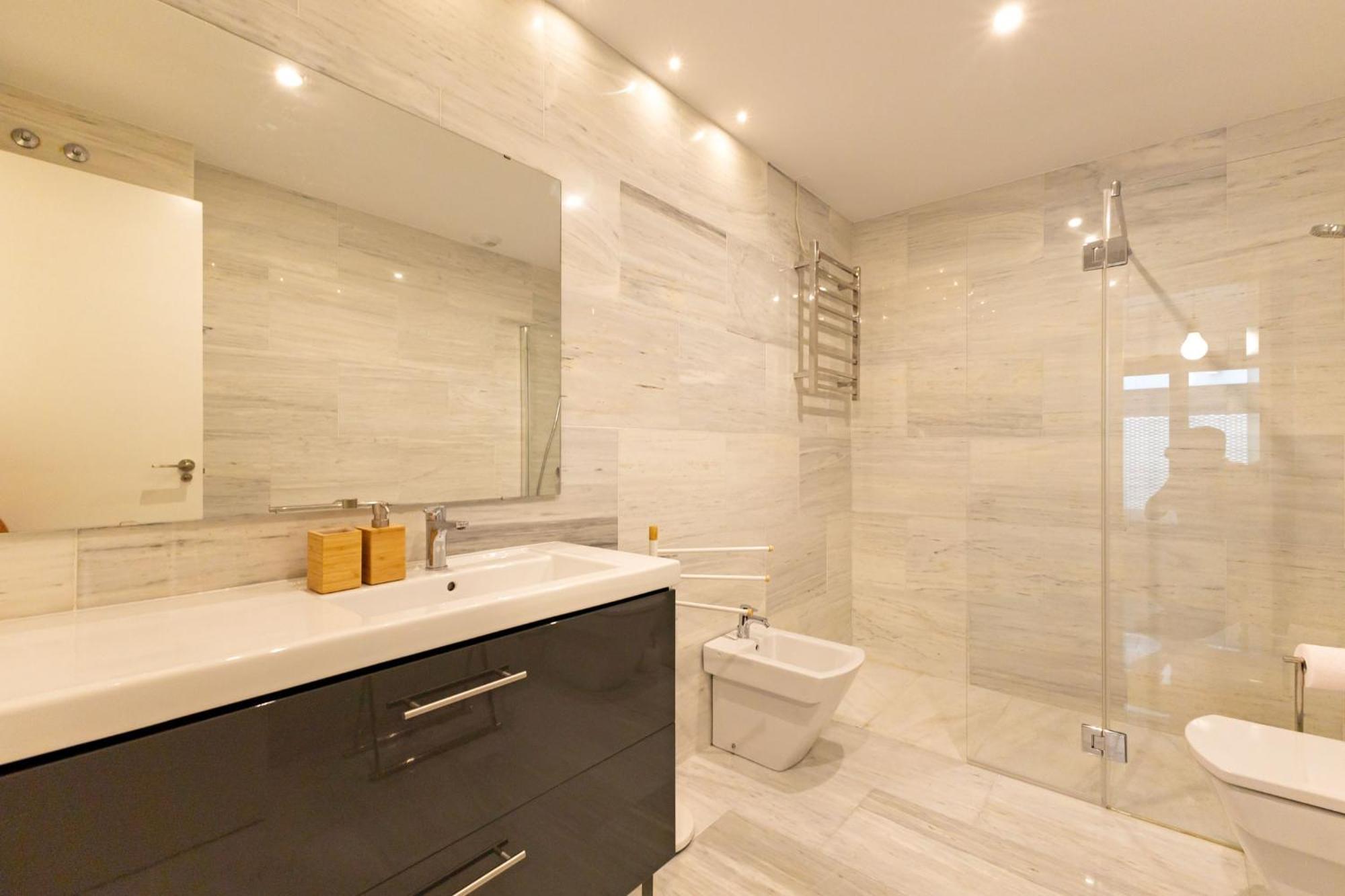 Cathedral Apartment Welcome Wheelchairs 6 Pax Σεβίλλη Εξωτερικό φωτογραφία