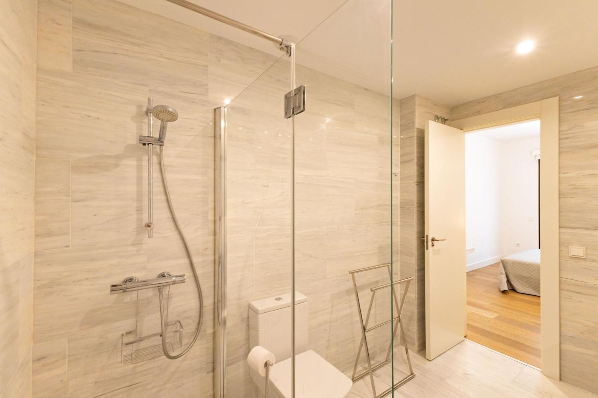 Cathedral Apartment Welcome Wheelchairs 6 Pax Σεβίλλη Εξωτερικό φωτογραφία